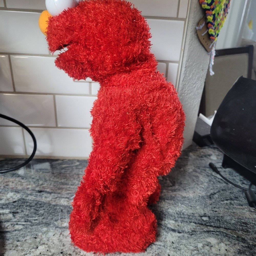 Elmo Live doll, **RARE** L 9049 - Picture 2 of 5